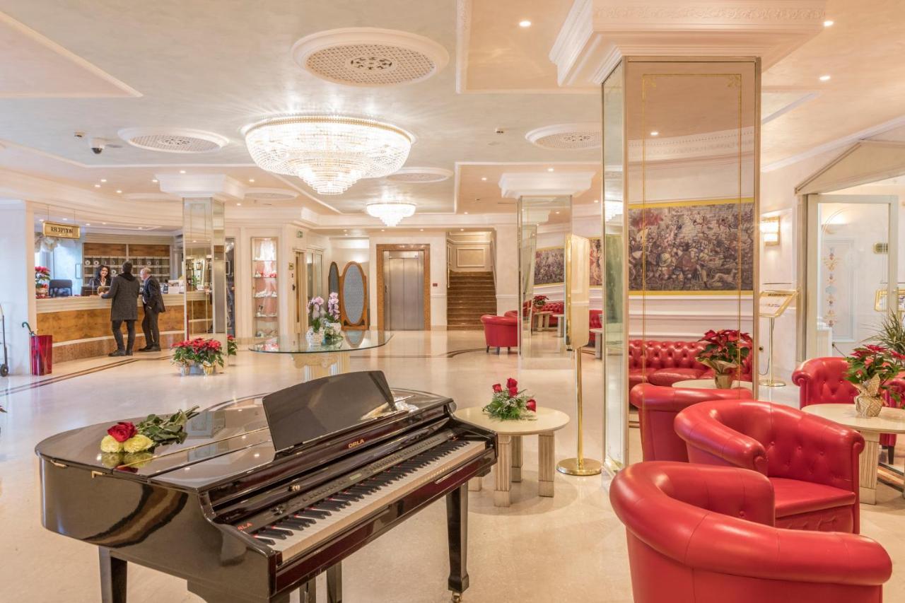Hotel Villa Medici Рокка-Сан-Джованни Экстерьер фото